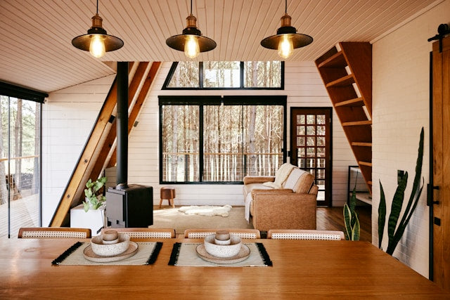 Top 10 Home Accessories to Elevate Your Space in 2024: Modern Trends You Can’t Miss