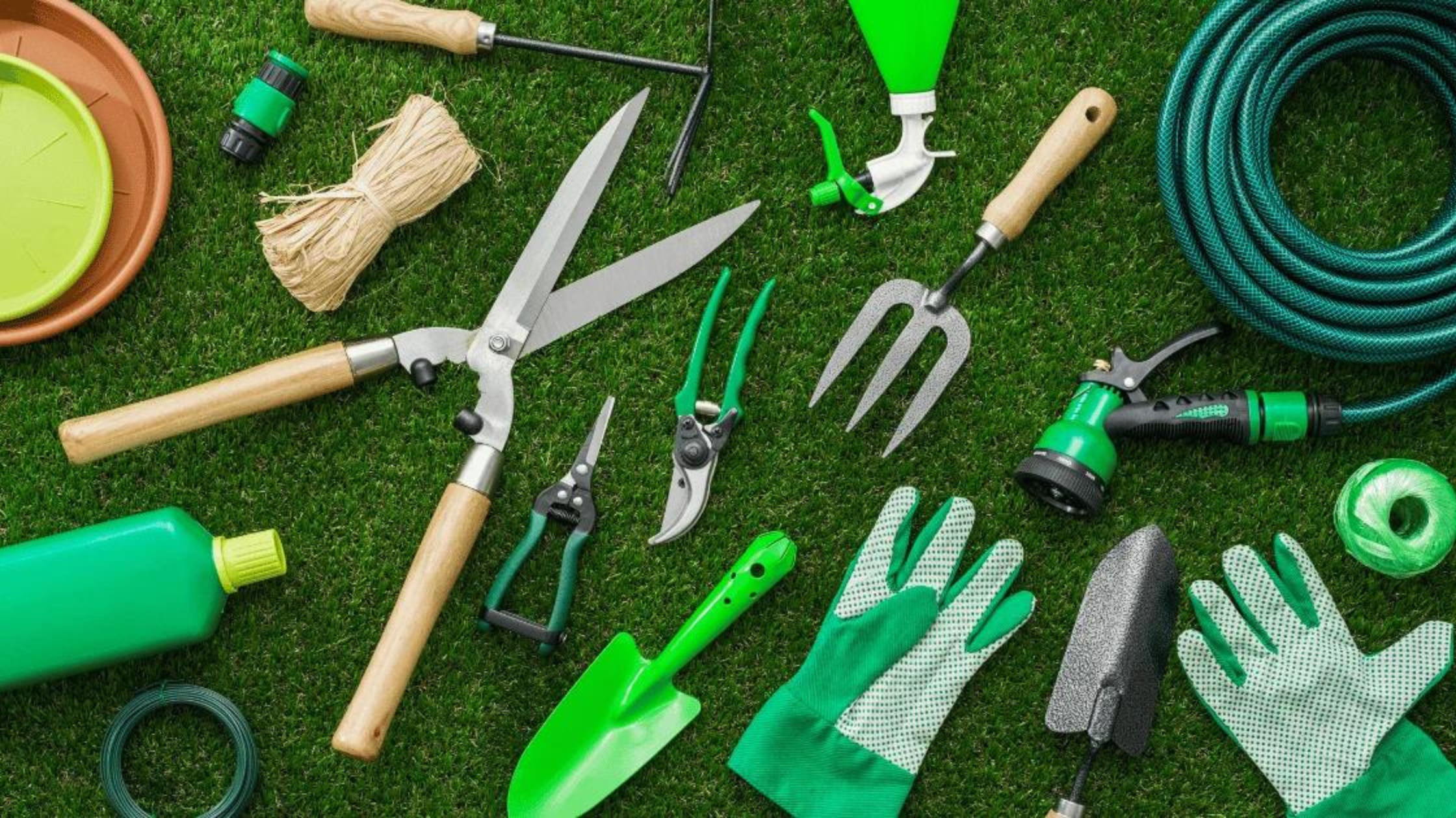 The Ultimate Guide to Outdoor Tools: What Every Explorer Should Carry